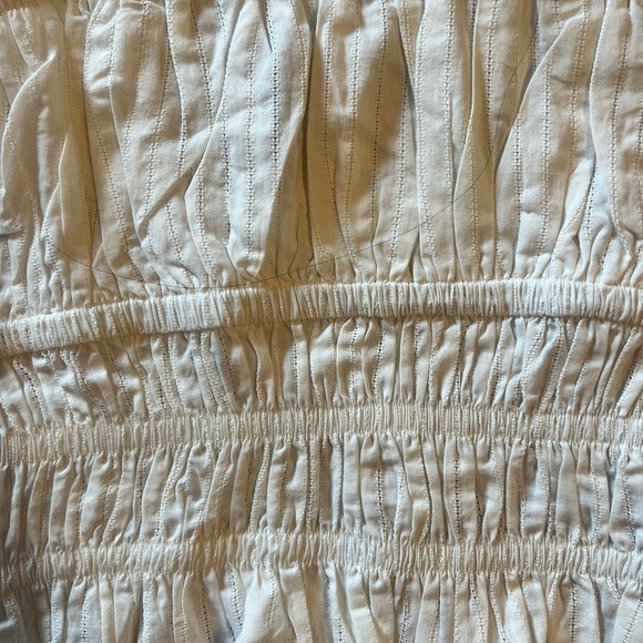 🧡 5 for $25 sale 🧡 FOREVER 21 bow tie top 👚 - Picture 2 of 4